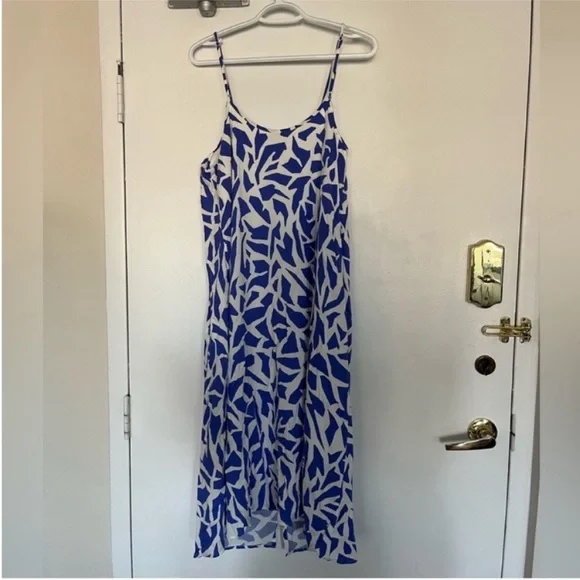 Reitman’s Patterned Maxi Dress - Picture 4 of 7